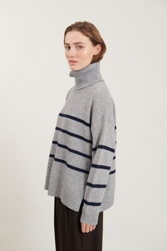 Basic Apparel - Lise Striped T-neck - 718 Light Grey Mel. / Sky Captain