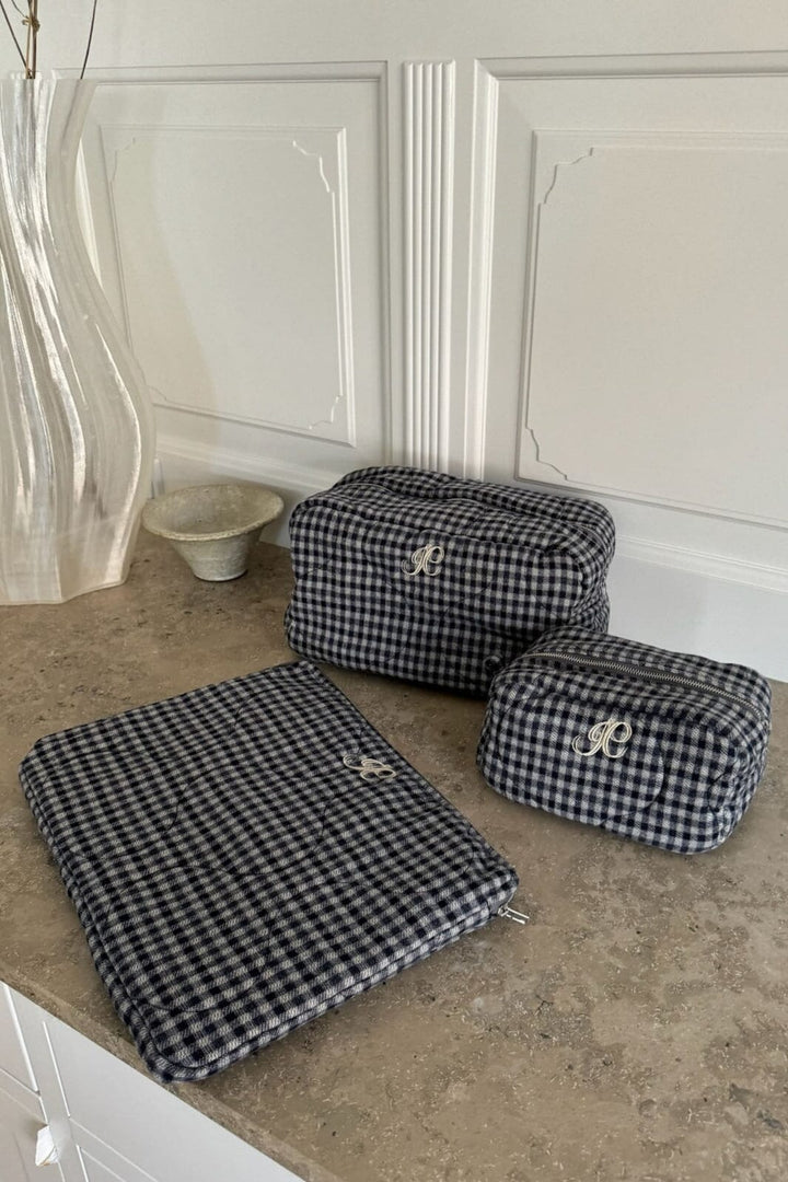 BYIC - Emilieic Cosmetic Bag A23746 - Navyc - Navy Checks