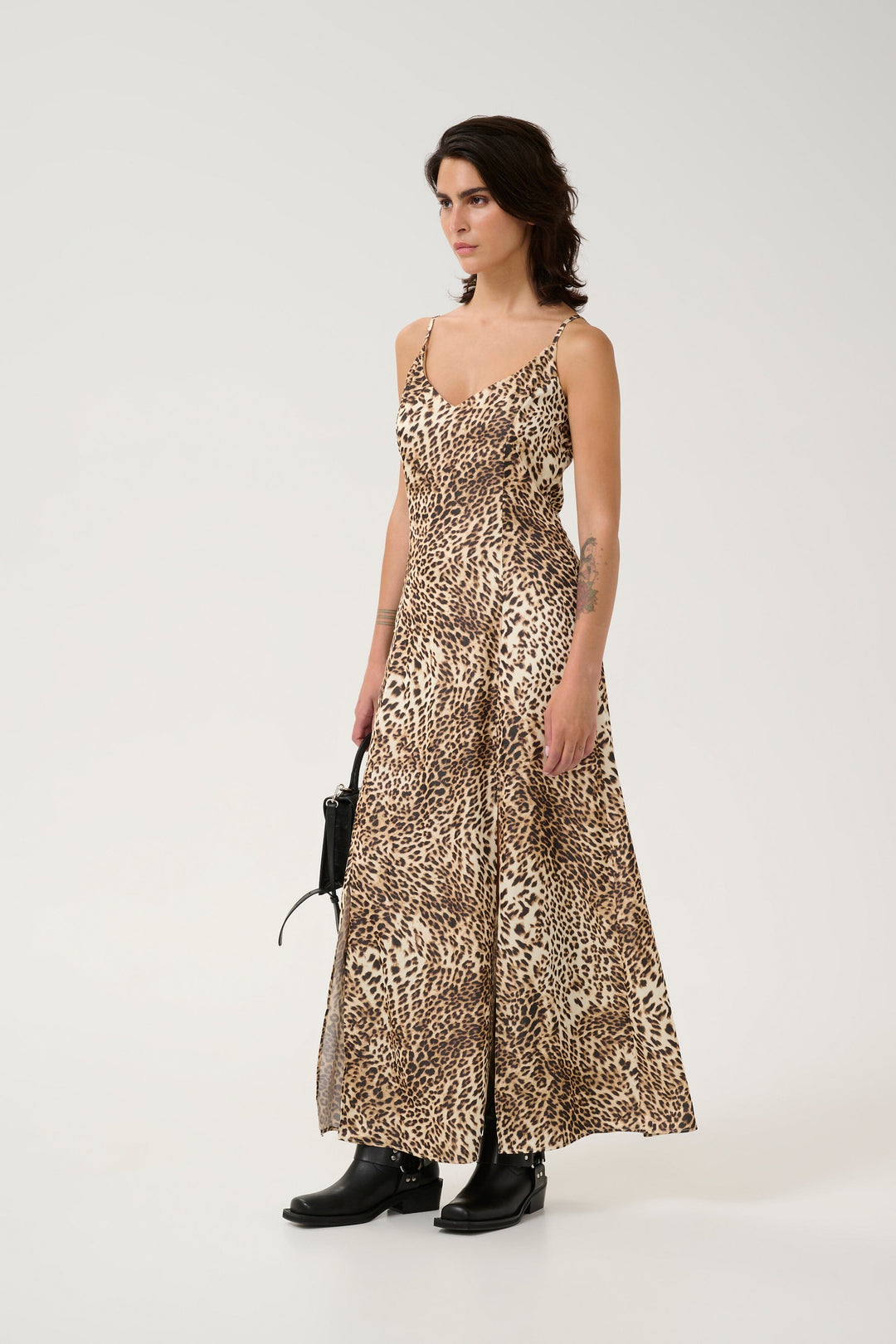 Forudbestilling - Gestuz - Gzleelo P Dress - 107188 Light Leopard Kjoler 