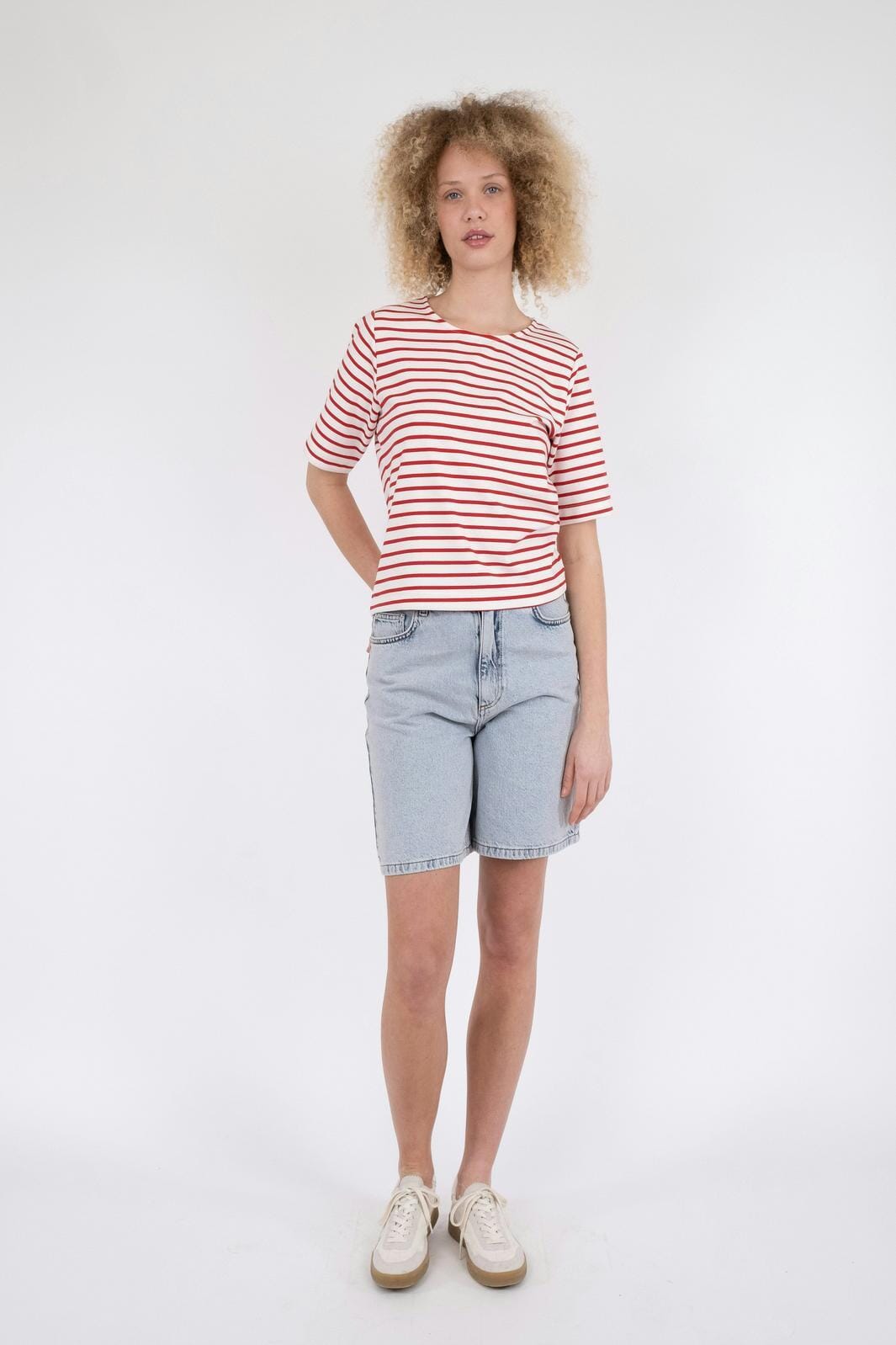 Neo Noir - Soanie Stripe Tee - Red