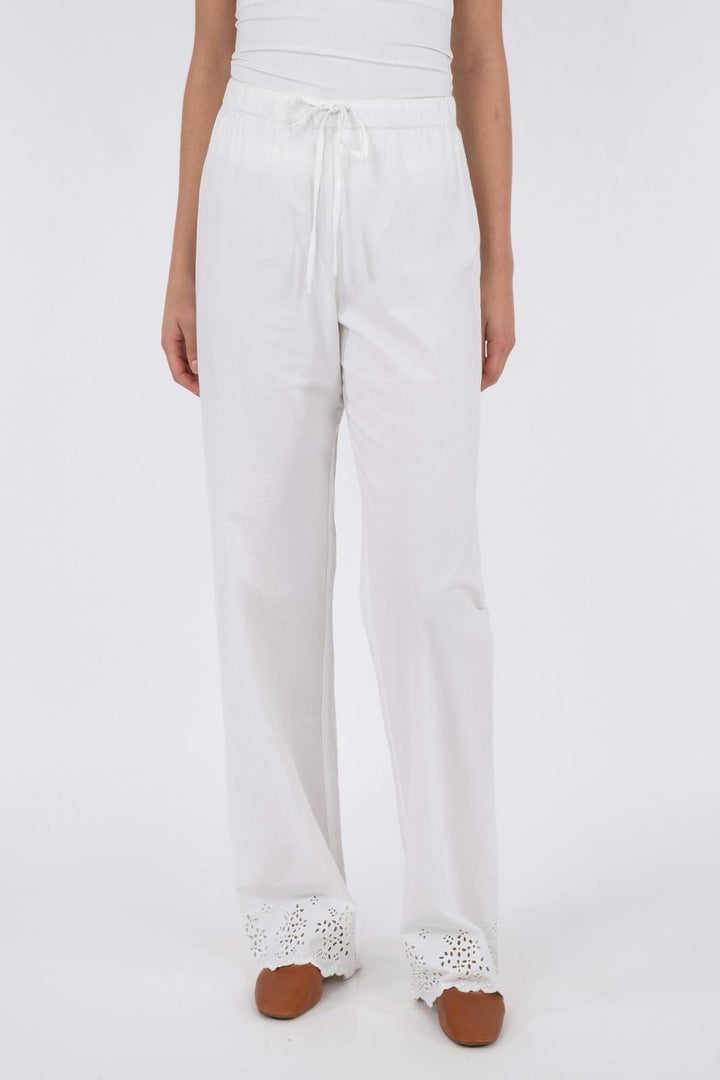 Neo Noir - William Embroidery Pants - White