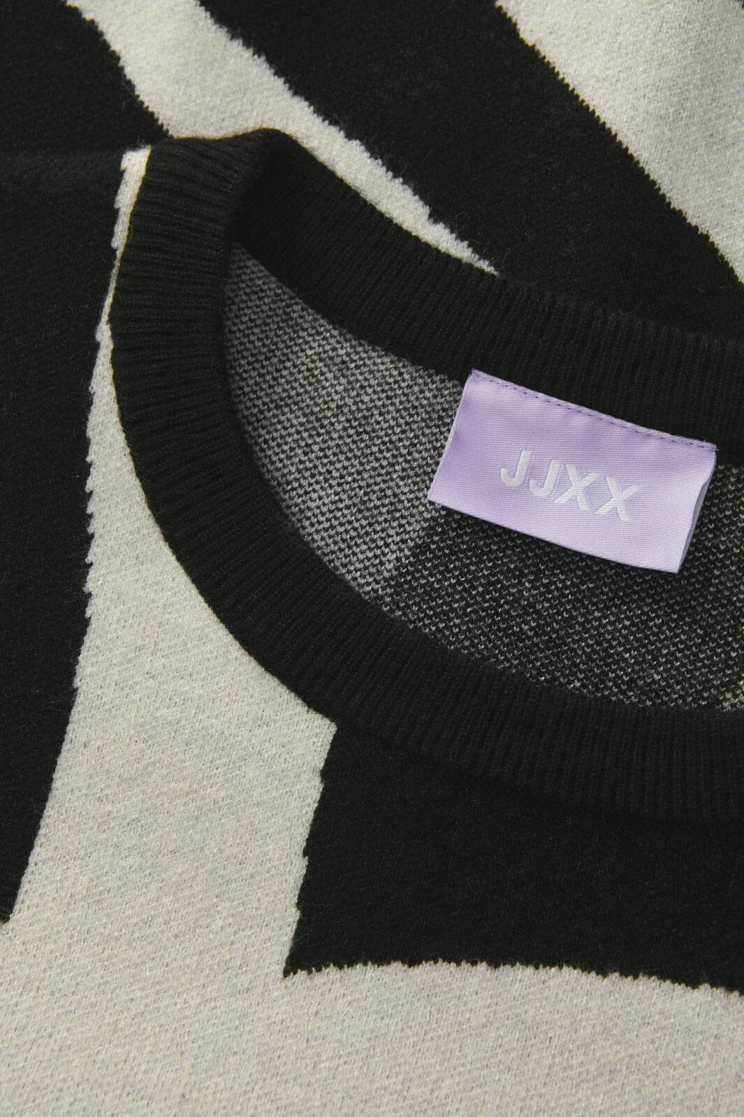 Jjxx - Jxadira Crew Neck Knit 12276484 - 4755660 - Black /Zebra