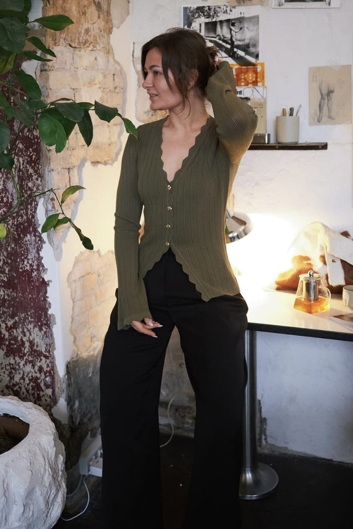 Neo Noir - Clara Stitch Knit Blouse 164484 - 605 - Olive Bluser 