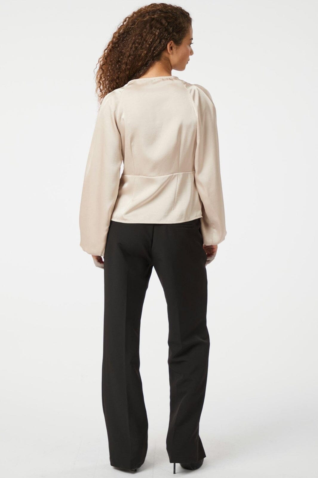 Neo Noir - Istana Heavy Sateen Blouse 163767 - Champagne