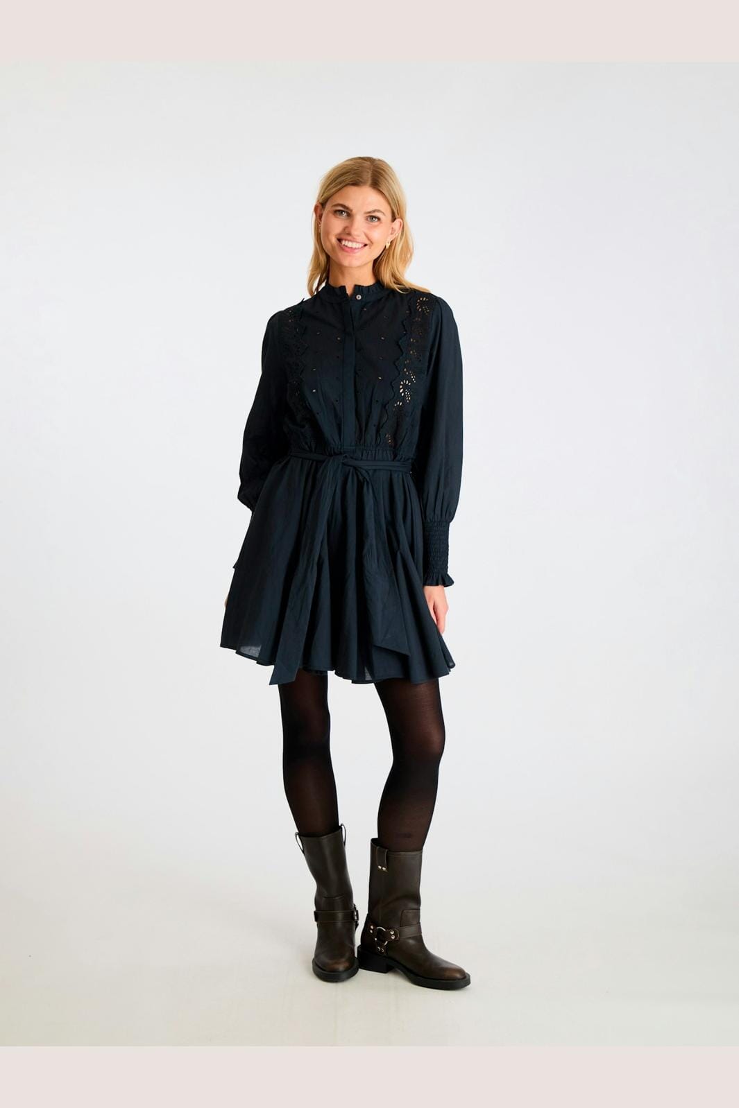 Neo Noir - Salasta Emb Dress - Navy