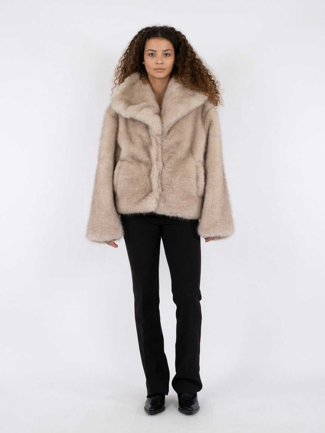 Neo Noir - Stephanie Faux Fur Jacket - Beige