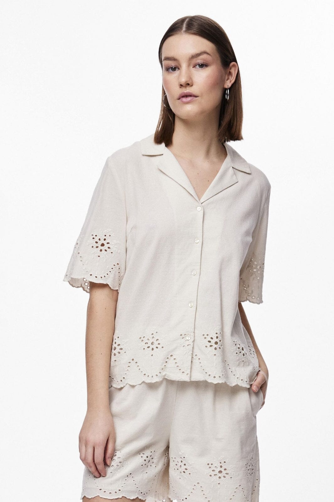 Pieces - Pcalmina Ss Embroidery Shirt - 4486676 Birch Skjorter 