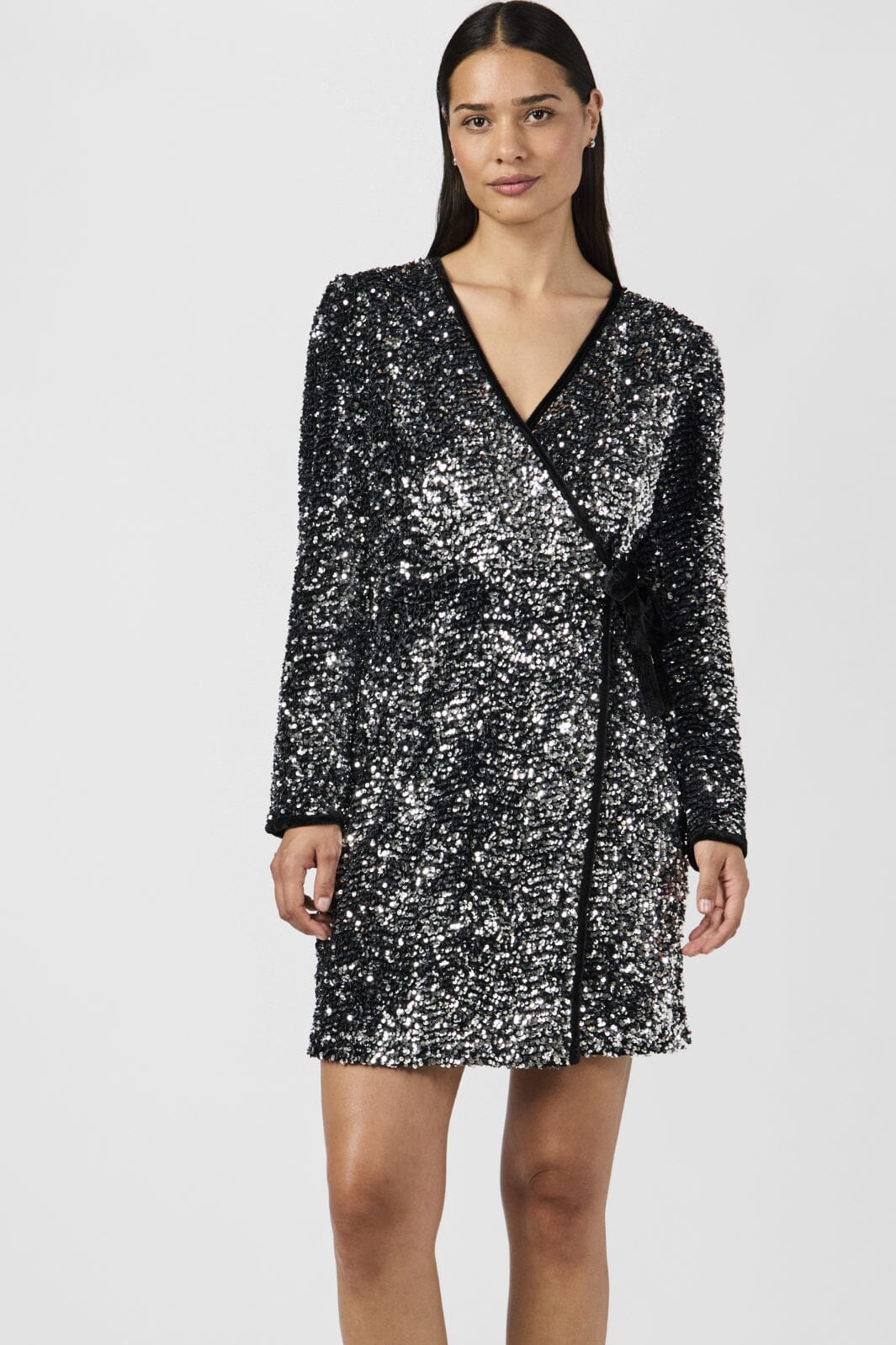 Y.A.S - Yaselle Ls Wrap Dress 26036618 - 4673182 - Silver